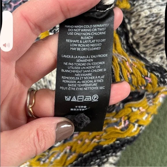 NWT Anthropologie Pilcro Magda Knit Poncho (Price Firm) - Picture 13 of 15